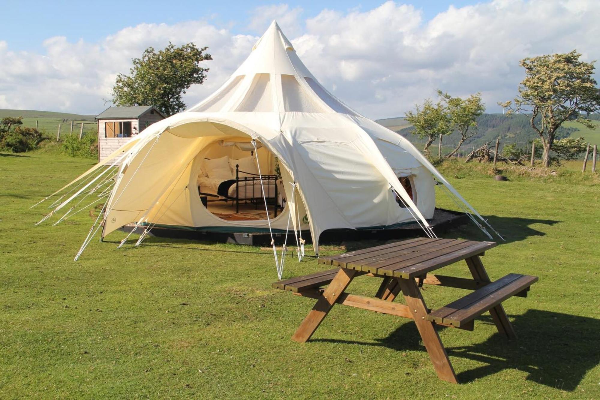 Tal-y-fan Farm 6m Stargazer Tent *